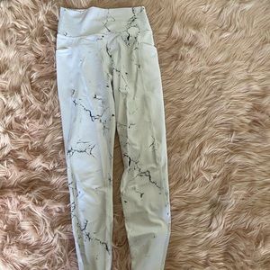 Buffbunny marble leggings